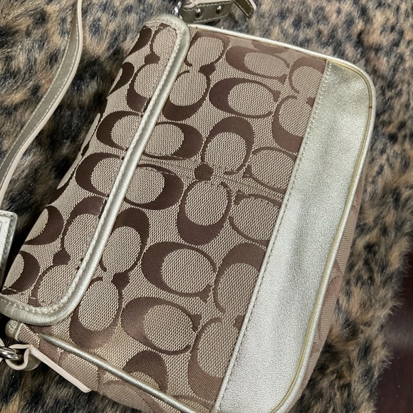 COACH PENNY FLAP TURN LOCK MINI BAG - Picture 6 of 9